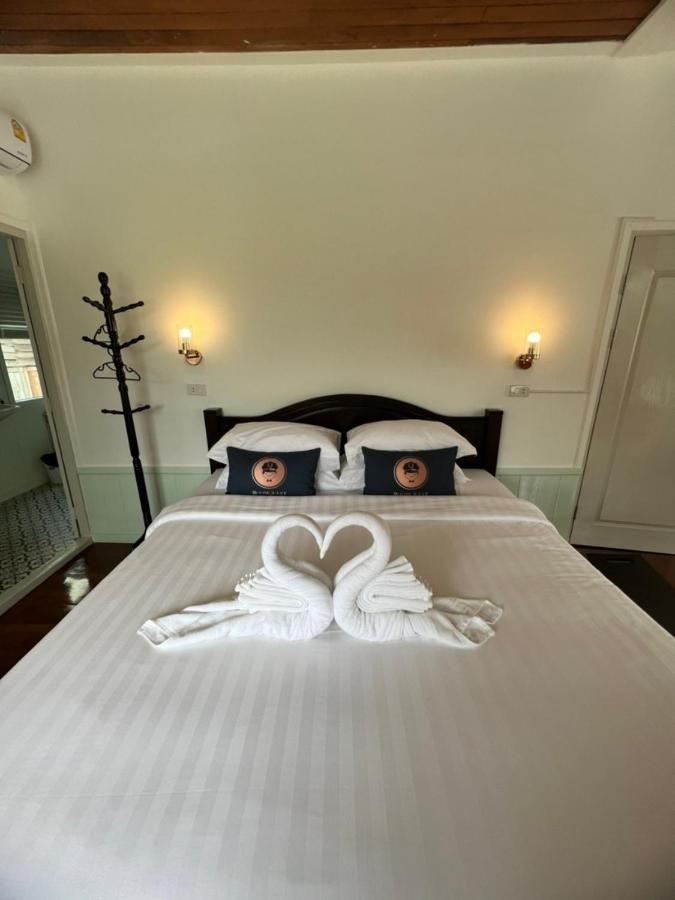 Roomquest Rim Praya Dinsor Road Banguecoque Exterior foto