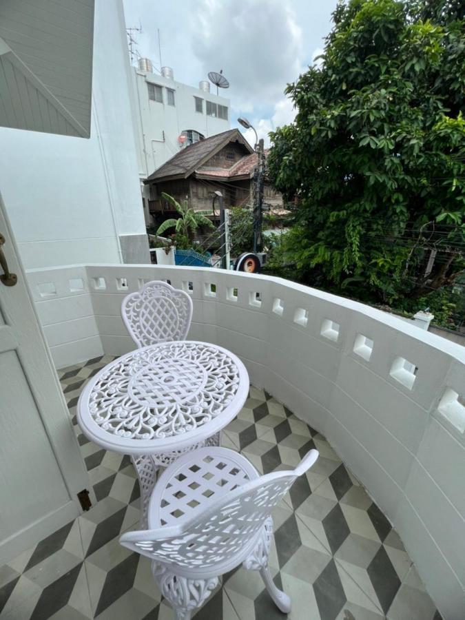 Roomquest Rim Praya Dinsor Road Banguecoque Exterior foto