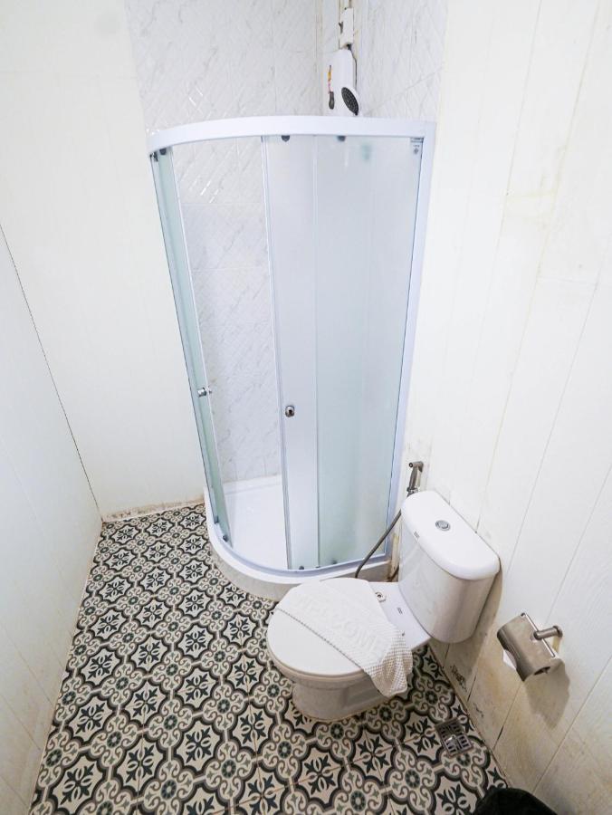Roomquest Rim Praya Dinsor Road Banguecoque Exterior foto